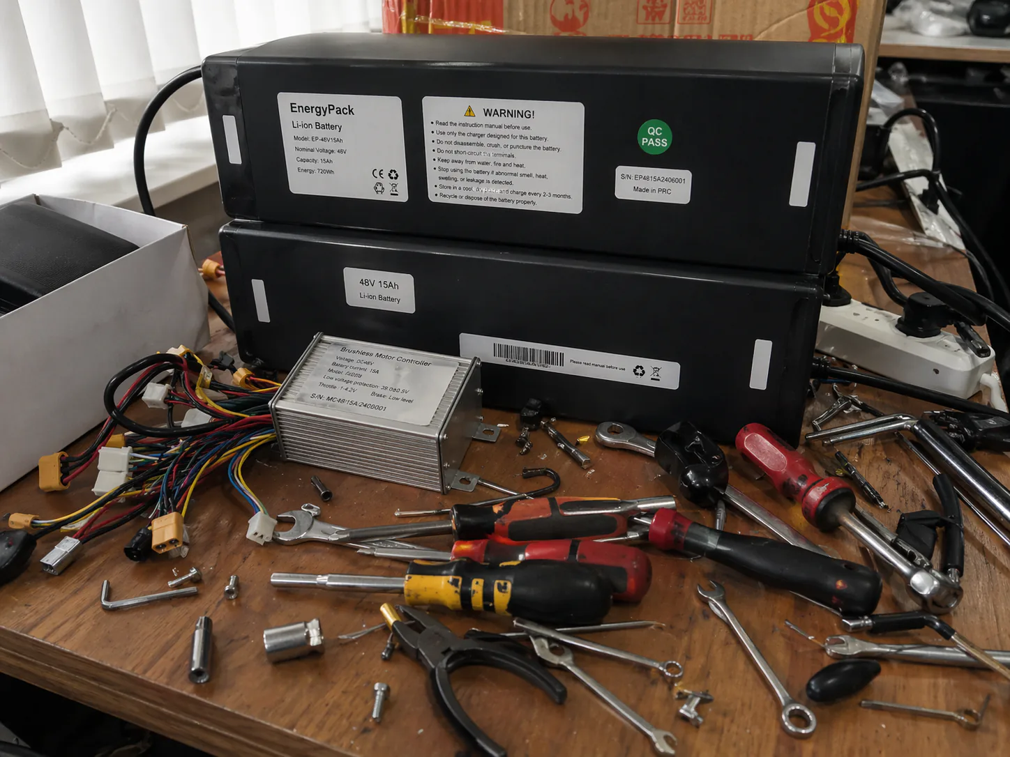 Батареи и контроллеры для ремонта электросамокатов